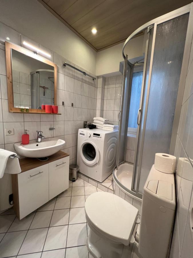 קרלסרוהה Romantisches Kamin-Apartment By Rabe - Netflix & Coffee-Bar & Parkplatz מראה חיצוני תמונה